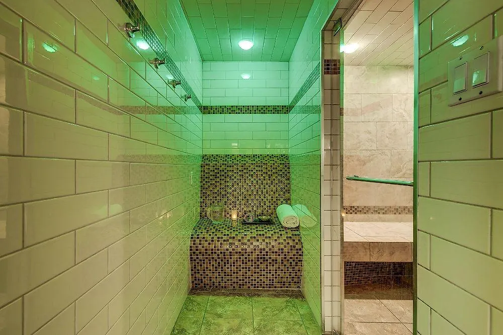 ***  Ac Hotel By Marriott Old Montreal Canada