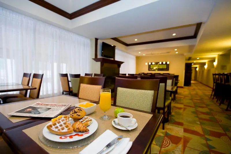 Ac Hotel By Marriott Old Montréal