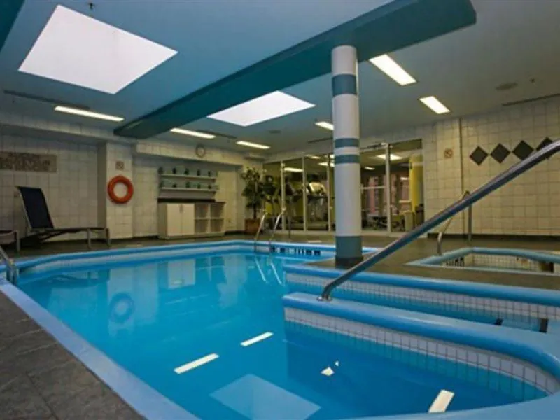 Ac Hotel By Marriott Old Montreal