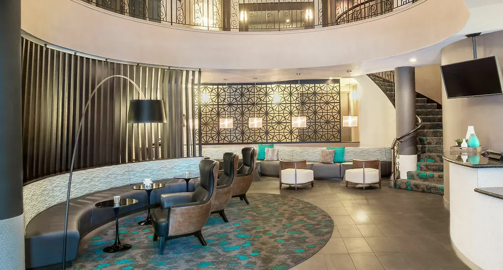 Ac Hotel By Marriott Old Montreal